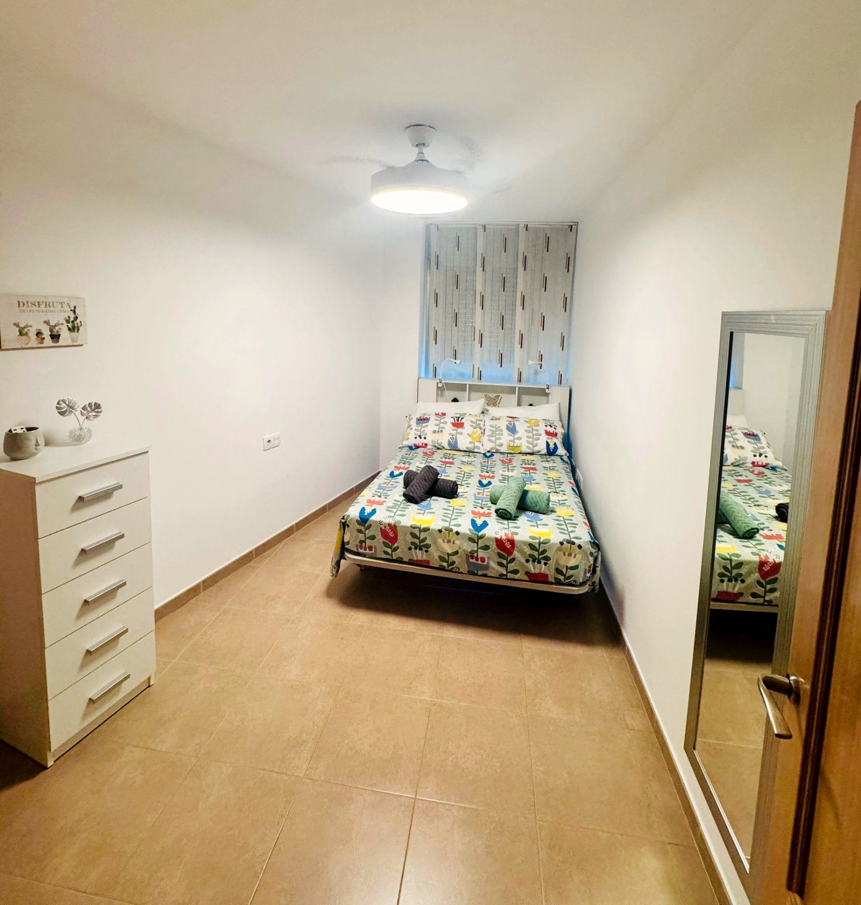 Segundo dormitorio de Leo Apartamentos El Clero